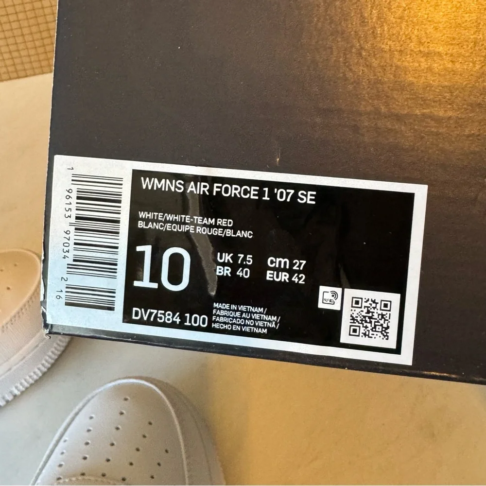 Final Sale!!! 🌺 NIKE 🌺 Nike Air Force 1 '07 SE  👟 - Picture 13 of 14